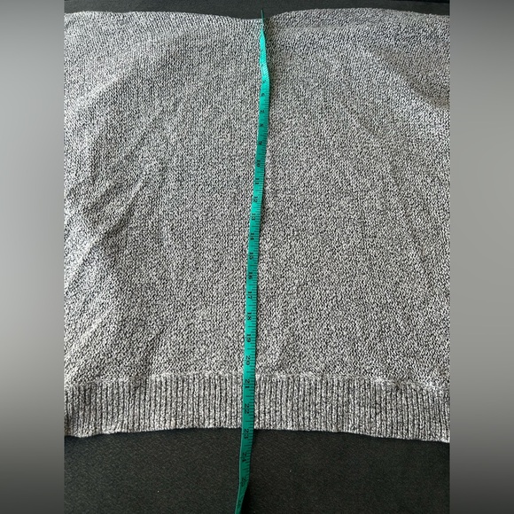 Community lonic Cape - Picture 9 of 9